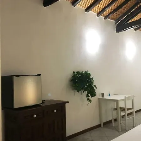 Casa Rossa&blu In Centro Citta * קליארי
