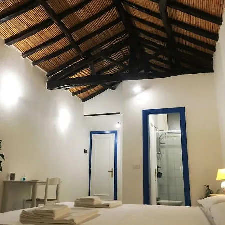 בית נופש Casa Rossa&blu In Centro Citta